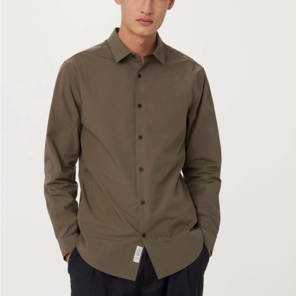 Frank and Oak - The essential dress shirt Size Small NWT - MSRP 89